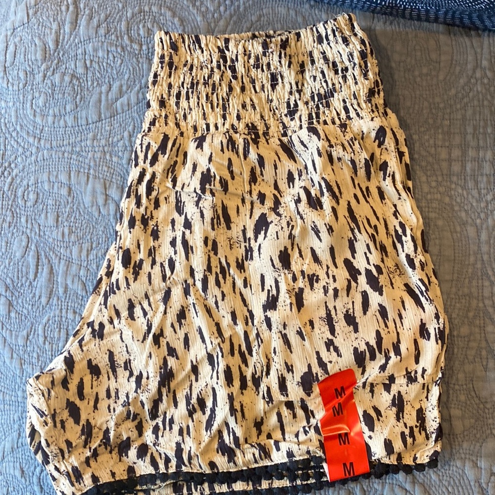 Animal print cinched shorts